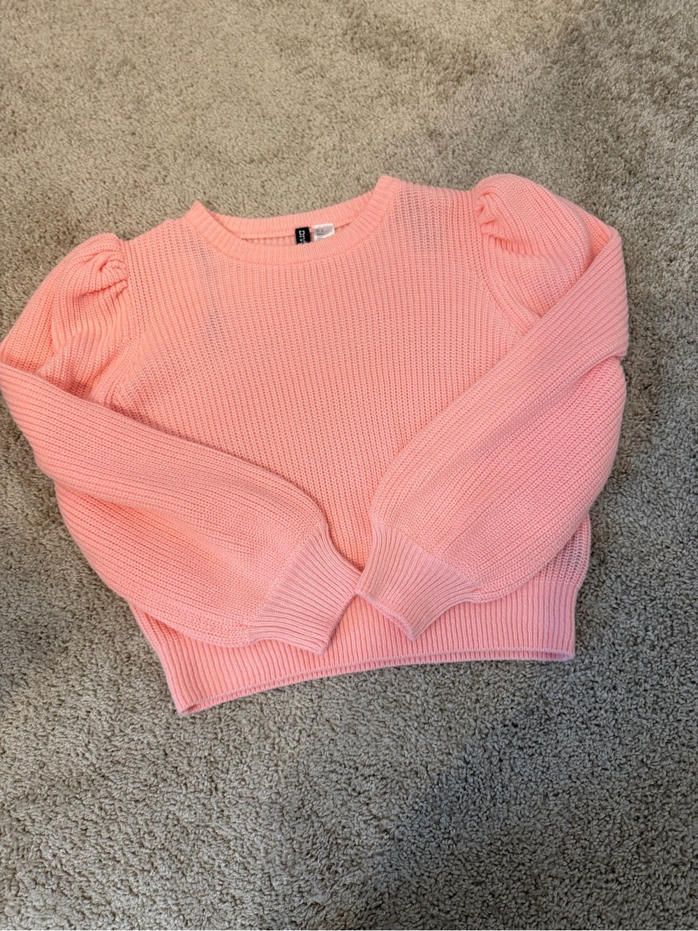 Divided Puff-Sleeve Sweater, Small!